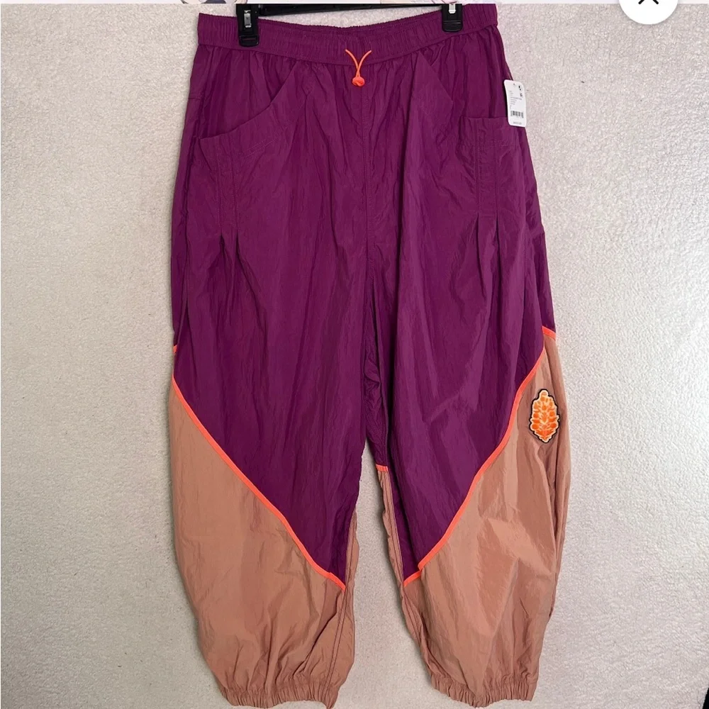 FP Movement Freeflow Pants
NWT | Size Large - Picture 11 of 16